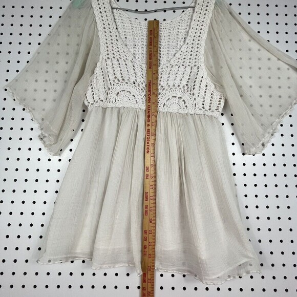 XXI 100% Silk and Crochet Boho Blouse Size Medium Off White Bell Sleeve - Picture 10 of 10
